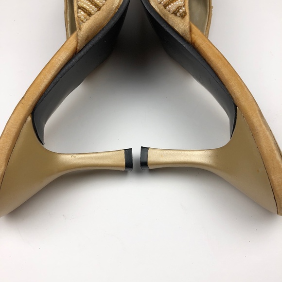 NEW Gibi Collection Beaded Mules Heels Tan Size 6 - Picture 5 of 8